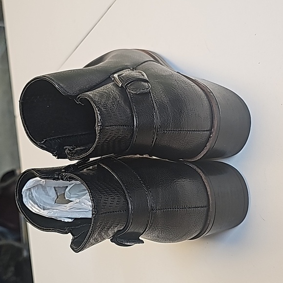 NWOT Baretraps Marconi Bootie Black Sz 7 - Picture 6 of 14